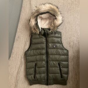 American Eagle down puffy vest with removable faux fur trimmed hood